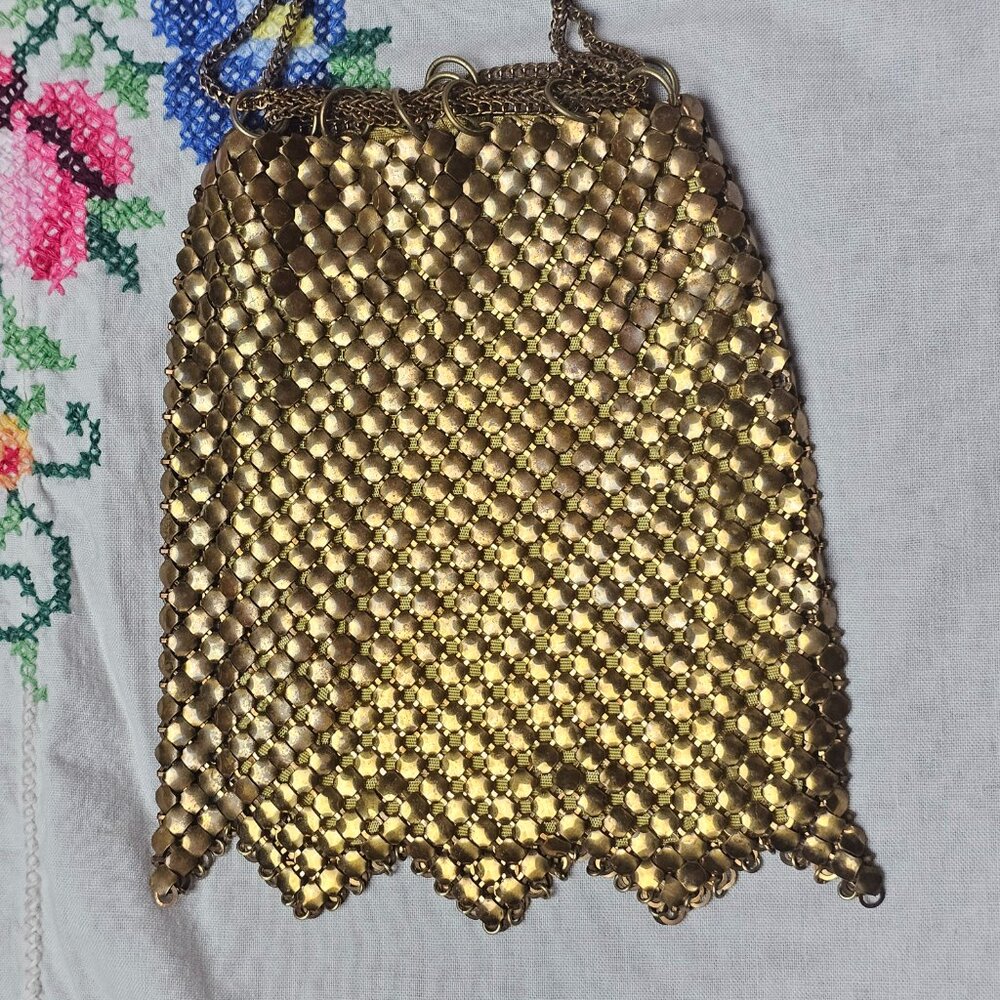 Antique Whiting & Davis Gold Brass Chain Mail Draw String Drawstring Bag Purse - Picture 3 of 7